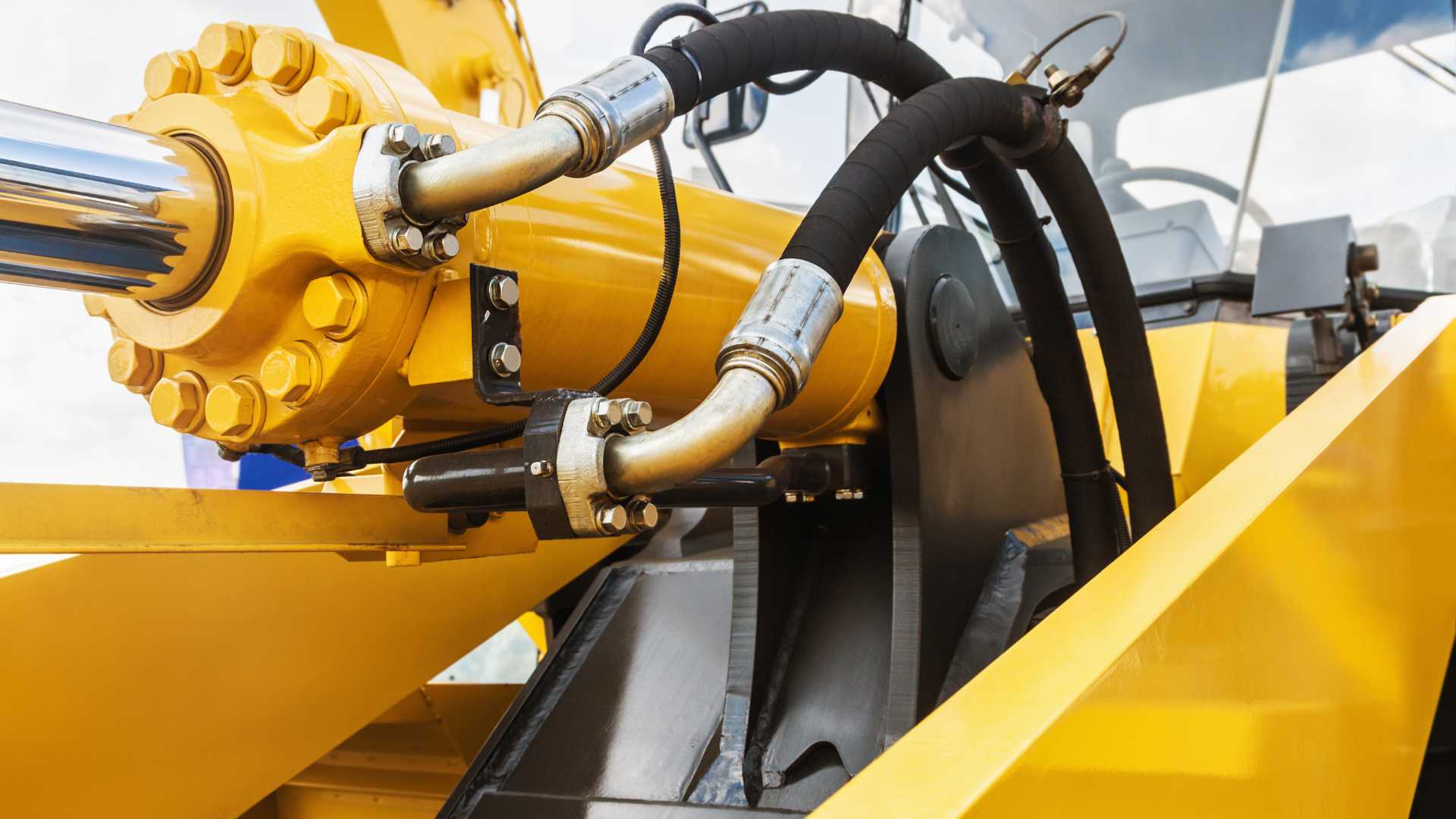 The Role of Hydraulic Systems in Heavy Machinery: A Deep Dive - Featured Image