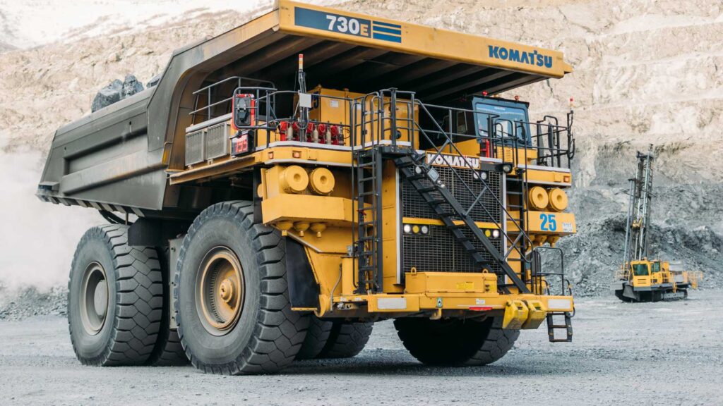 The Role of Hydraulic Systems in Heavy Machinery: A Deep Dive - Image 1